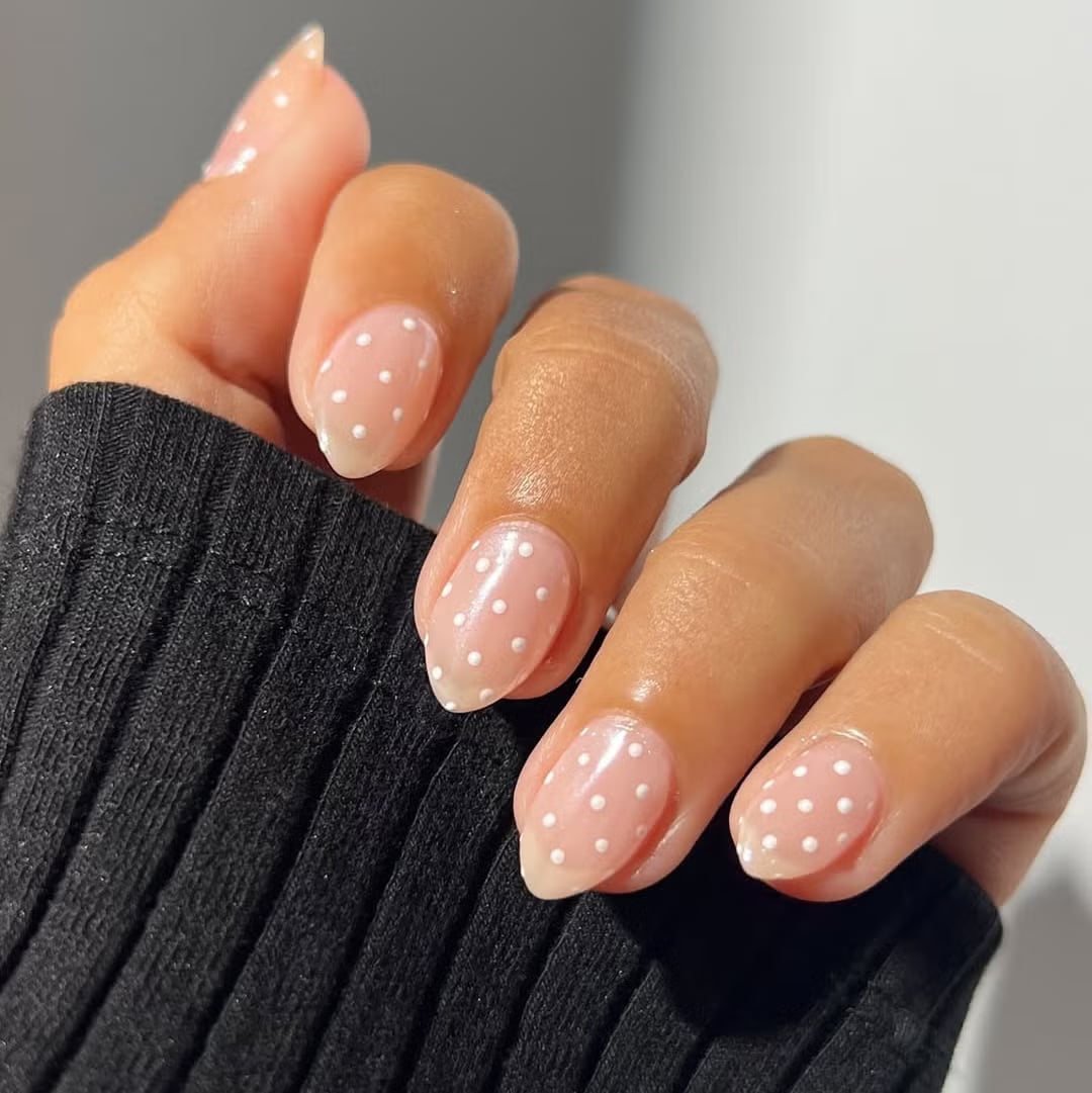Polka Dot Short Almond Nails Polka Dot Short Almond Nails — Short Acrylic Nails