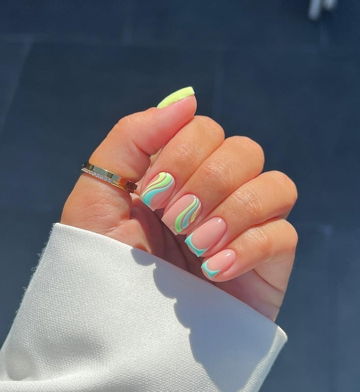 Pastel Wavy Lines French Short Square Nails Pastel Wavy Lines French Short Square Nails — Short Acrylic Nails