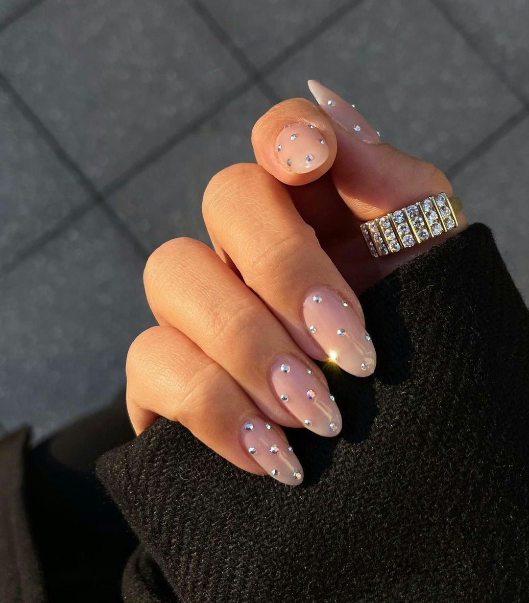 Abstract Color Block Lavender Gray Short Almond Nails Abstract Color Block Lavender Gray Short Almond Nails
