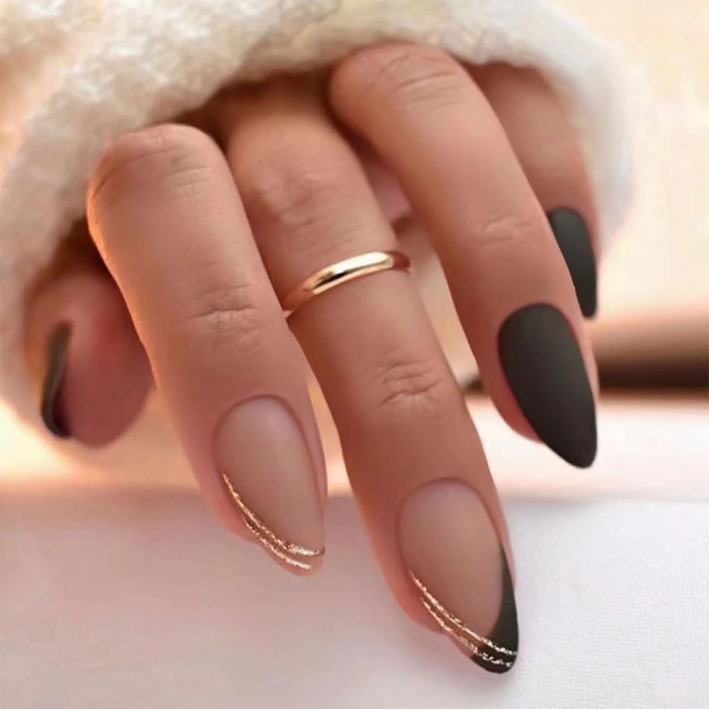 Sheer Nude Rhinestone Scattered Glossy Short Almond Nails Sheer Nude Rhinestone Scattered Glossy Short Almond Nails