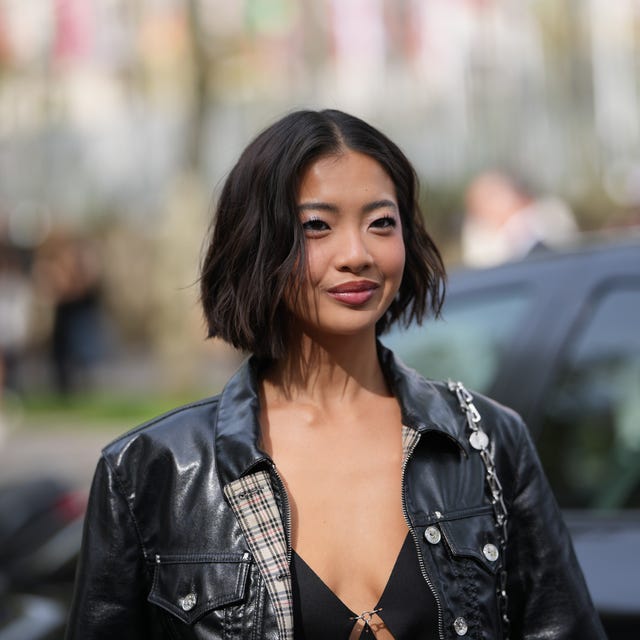 Chin Bob With Subtle Highlights And Side Part — Short Bob Hairstyles