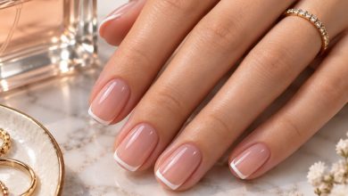 Short Nail Ideas: 25 Simple, Classy & Trendy Designs