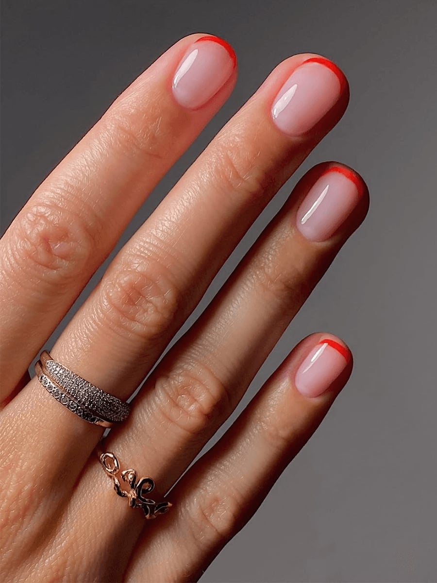 Minimalist Red Line Short Oval Nails — Short Classy Nails