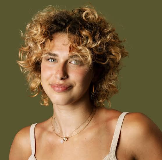 Warm Brown Lob With Curtain Bangs Warm Brown Lob With Curtain Bangs — Short Curly Hair