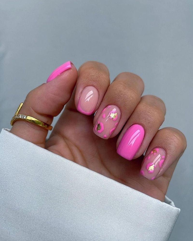 Hot Pink Gold Foil Accent Short Square — Short Gel Nails
