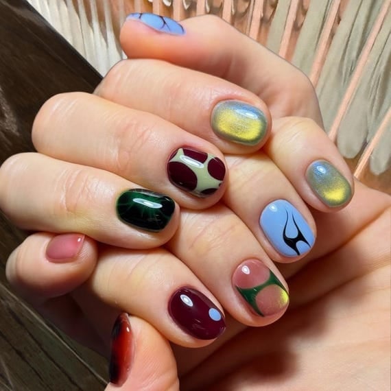 Mixed Design Short Round Nails Mixed Design Short Round Nails