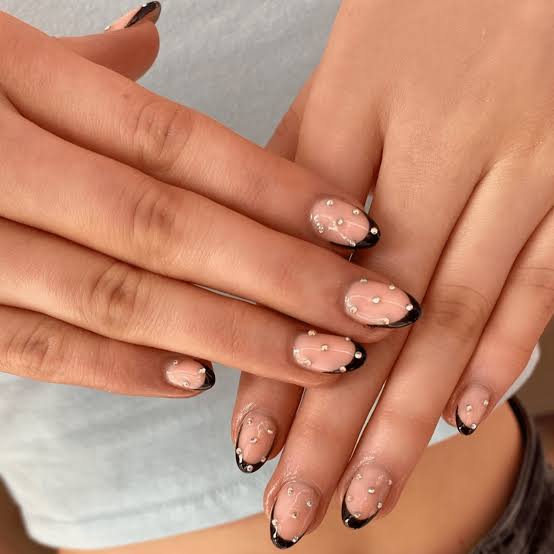 Sheer Pink with Black French and Rhinestones Sheer Pink with Black French and Rhinestones — Short Round Nails
