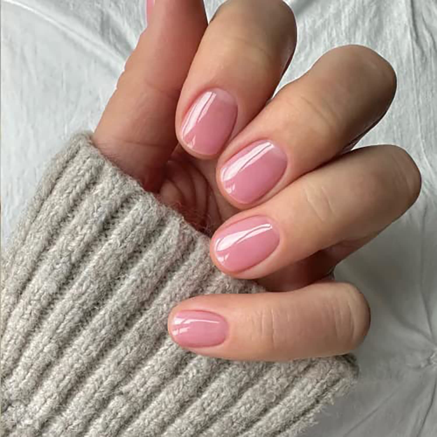 Sheer Pink High Gloss Natural Nails Sheer Pink High Gloss Natural Nails — Short Round Nails