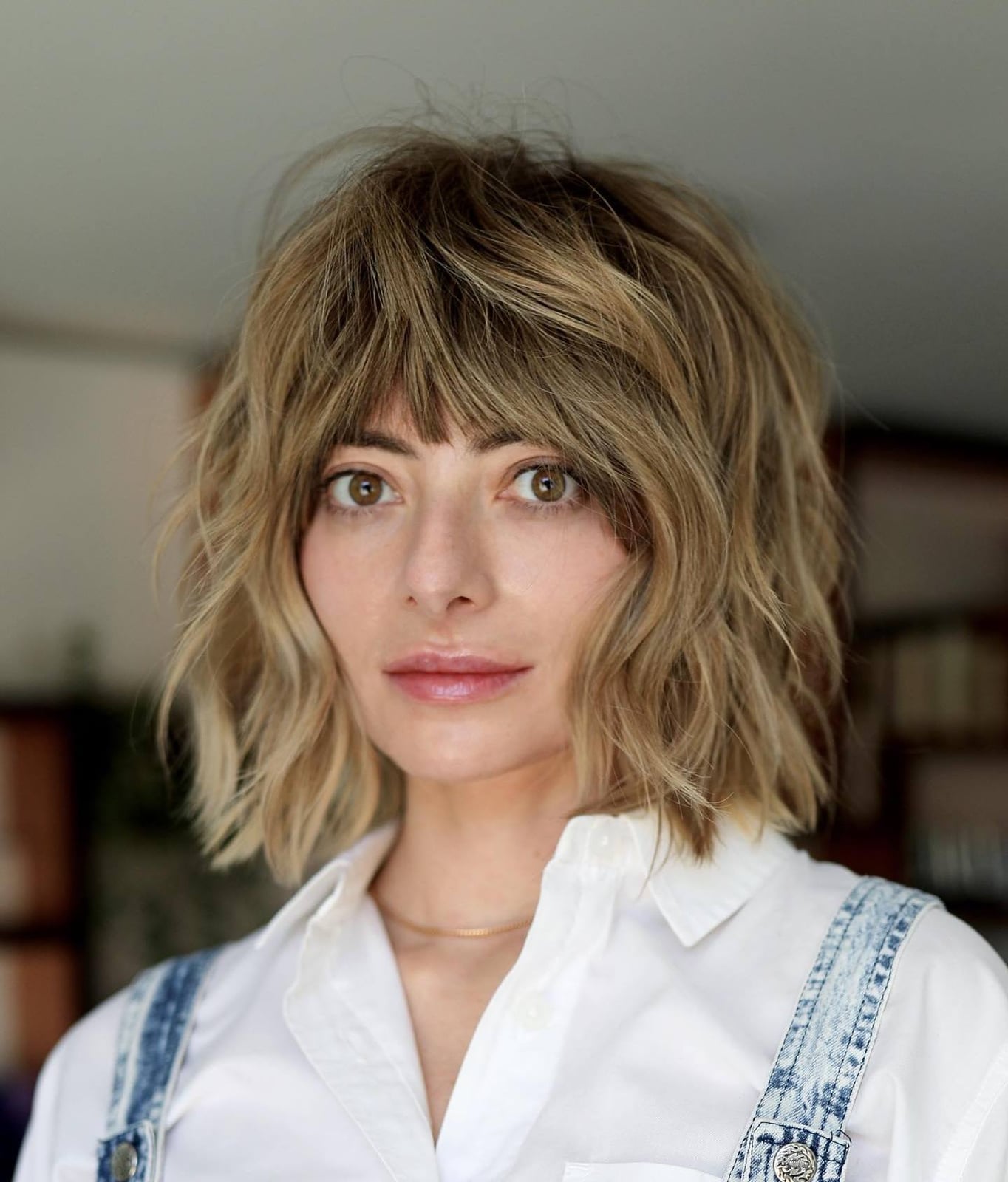 Chin Length Blonde Wolf Cut Textured Layers — Short Wolf Cut