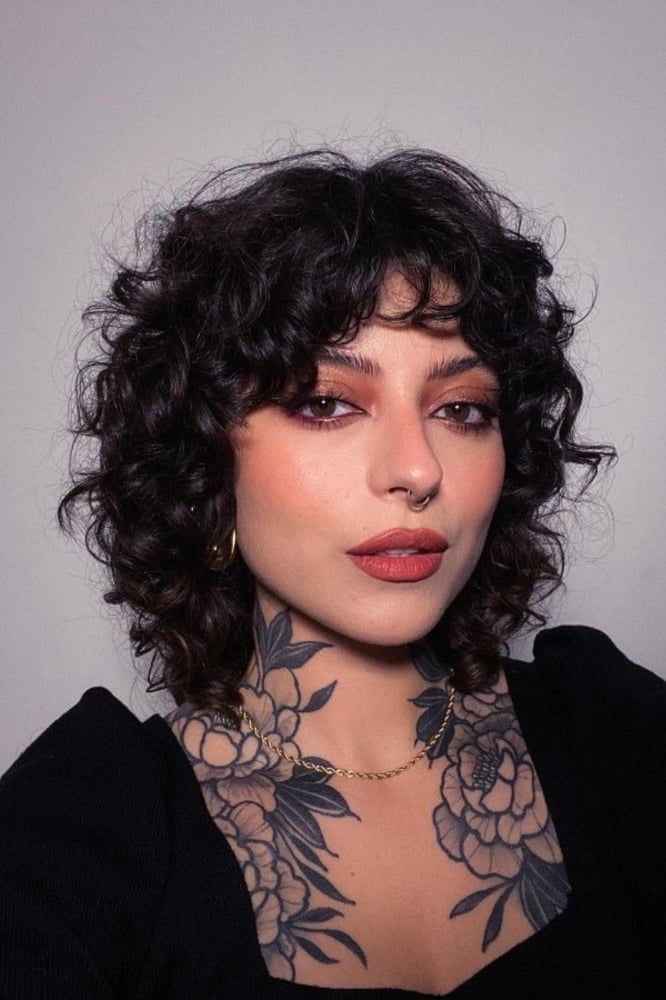 Chin Length Dark Brown Wolf Cut Full Bangs With Middle Parting — Short Wolf Cut
