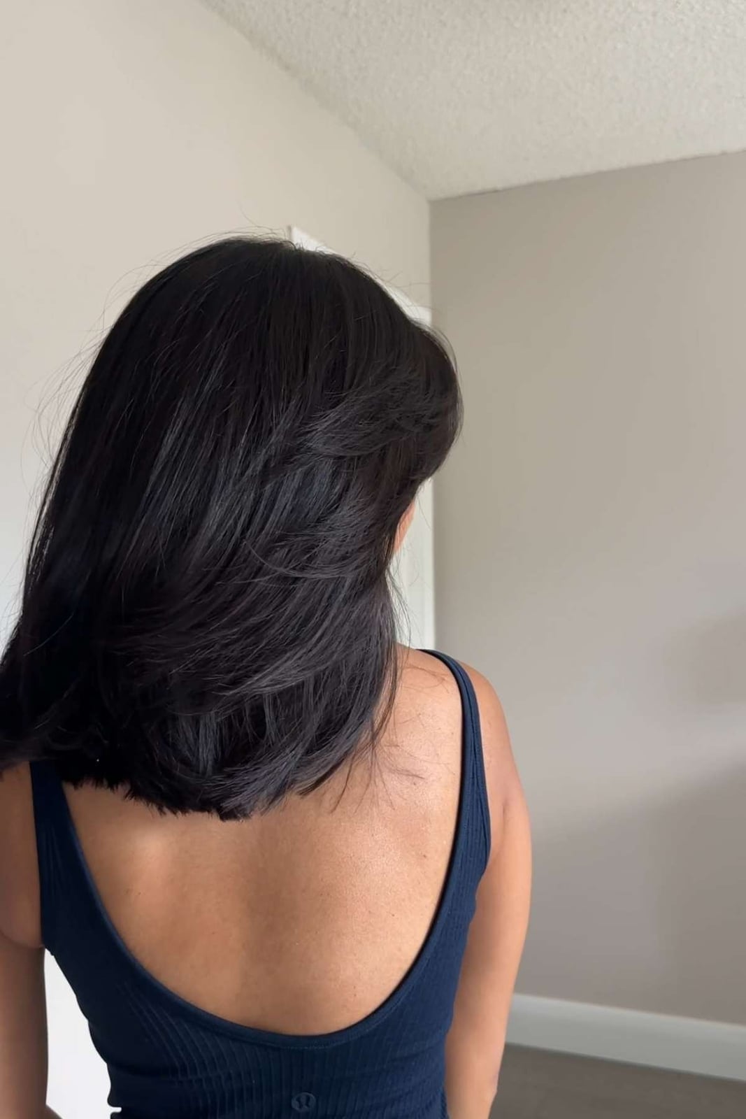 Shoulder Length Stacked Layers In Black — Shoulder Length Haircuts