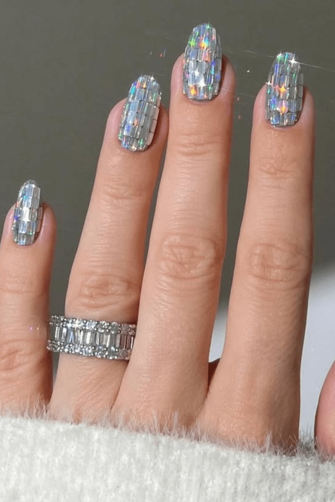 Silver Mosaic Squares Short Almond Nails Silver Mosaic Squares Short Almond Nails — Simple New Years Nails