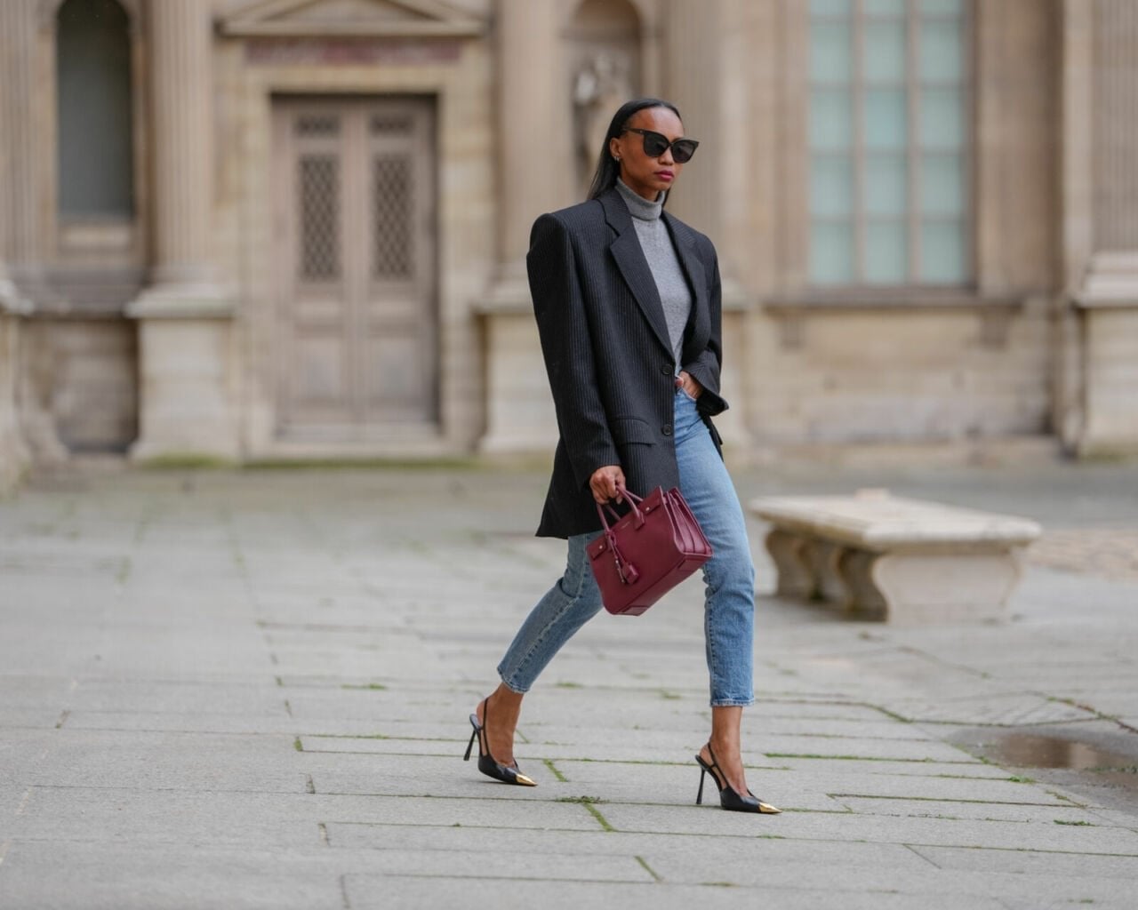 Pinstripe Blazer and Turtleneck with Blue Skinny Jeans, Close-Up Take — Skinny Jeans Outfits