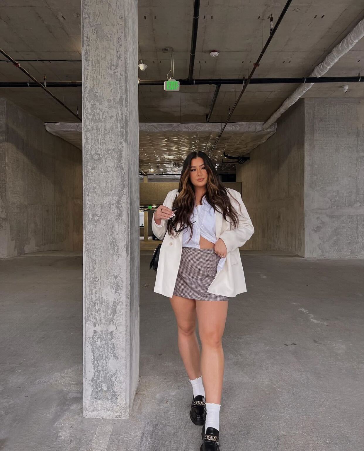 Brown Tweed Mini Skirt With Cream Blazer — Skirt Outfit Plus Size