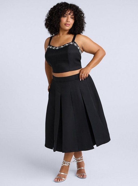 Black Pleated Midi Skirt With Embellished Top — Skirt Outfit Plus Size