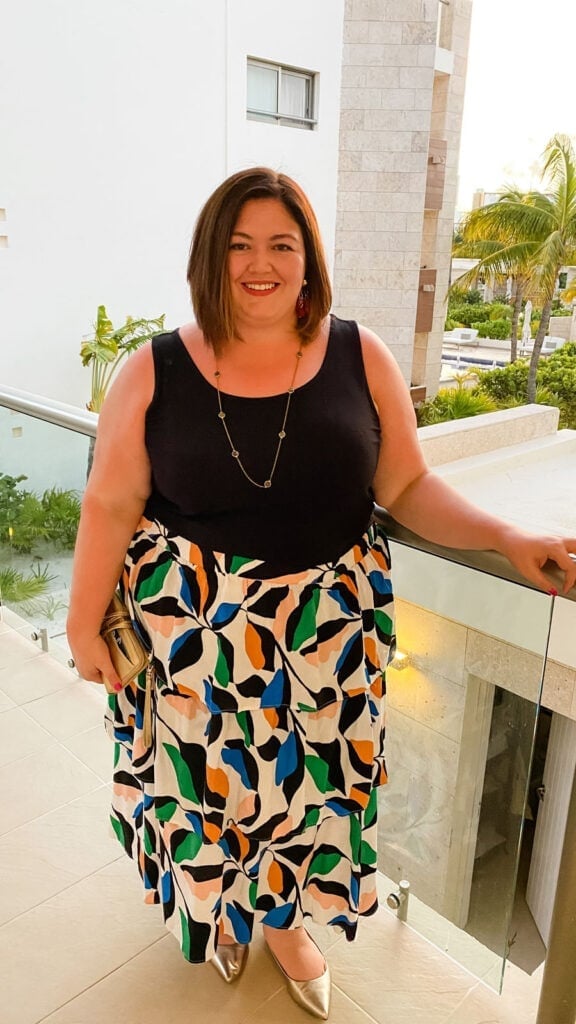Abstract Print A-line Maxi Skirt With Black Top — Skirt Outfit Plus Size