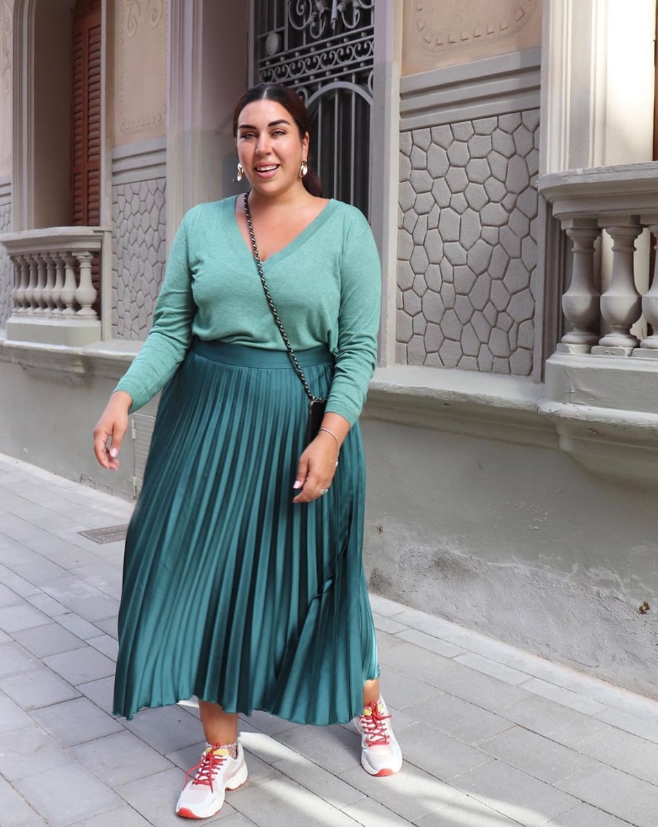 Teal Pleated Midi Skirt With Green Sweater — Skirt Outfit Plus Size