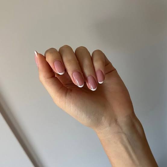 Nude Base Short Squoval French Manicure Nude Base Short Squoval French Manicure — Squoval Nails