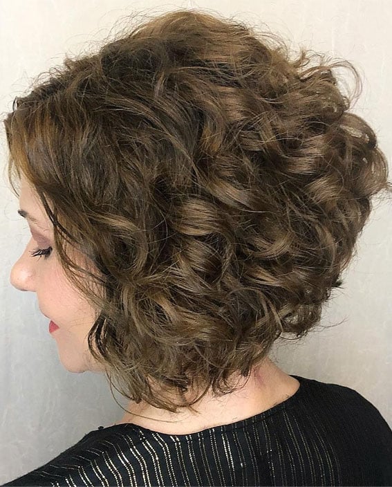 Chin-Length Medium Brown Stacked Bob Chin-Length Medium Brown Stacked Bob