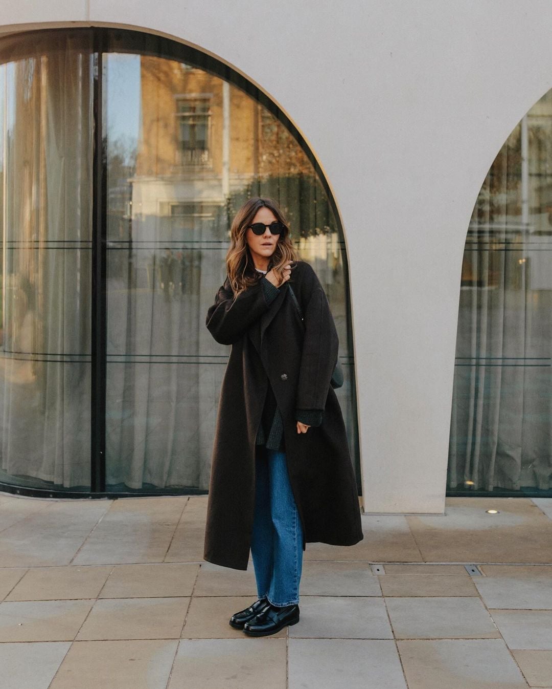 Blue Straight Leg Jeans With Gray Sweater And Coat — Straight Leg Jeans Outfits