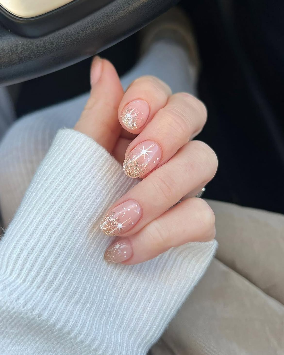 Subtle Gold Glitter Starry Night Short Almond Nails