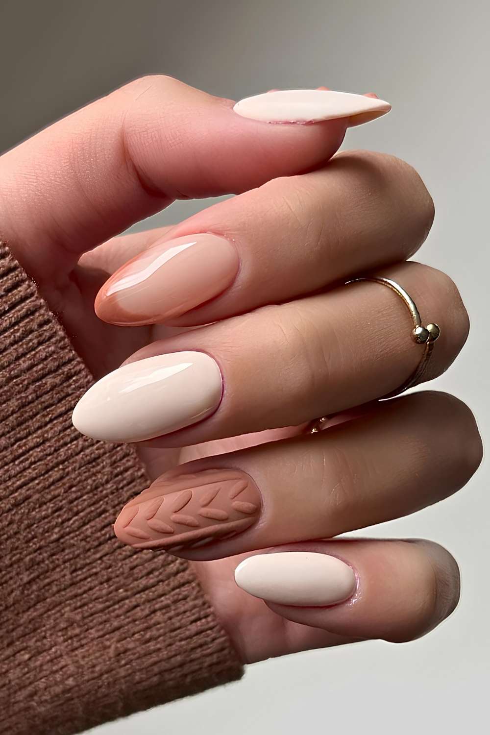 Nude Cream Brown Matte Textured Knit Nails Nude Cream Brown Matte Textured Knit Nails — Sweater Nails
