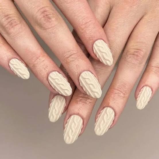 Pale Beige Matte All Over Cable Knit Nails Pale Beige Matte All Over Cable Knit Nails — Sweater Nails