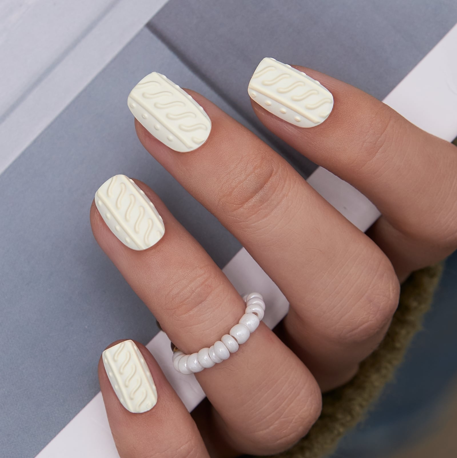 Creamy White Matte 3D Cable Knit Square Nails Creamy White Matte 3D Cable Knit Square Nails — Sweater Nails