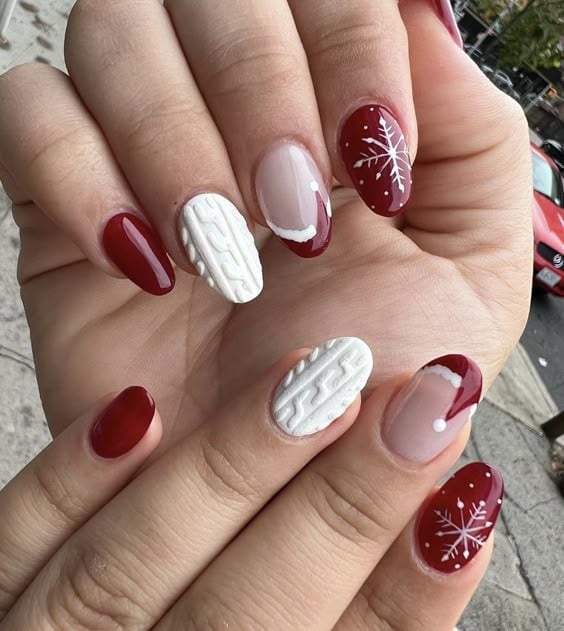 Christmas Red White Matte Glossy Sweater French Santa Nails Christmas Red White Matte Glossy Sweater French Santa Nails — Sweater Nails