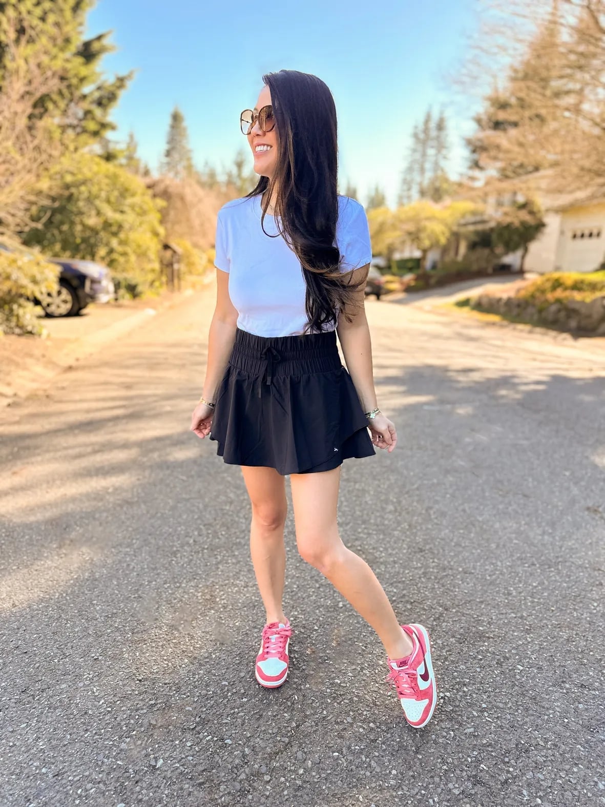 Black Ruffled Tennis Skirt with White Tee and Pink, Close-Up Take Black Ruffled Tennis Skirt with White Tee and Pink, Close-Up Take — Tennis Skirt Outfits