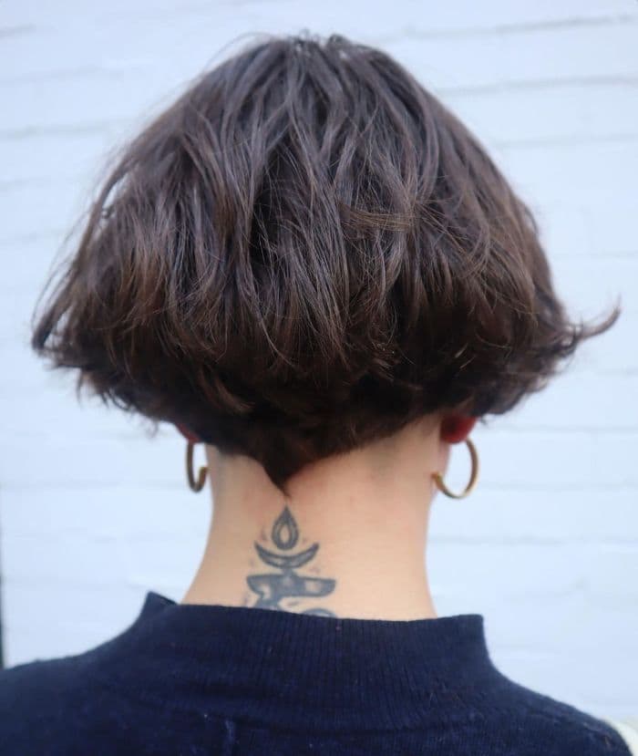 Shoulder Length Bob In Vibrant Red Shoulder Length Bob In Vibrant Red — Textured Bob