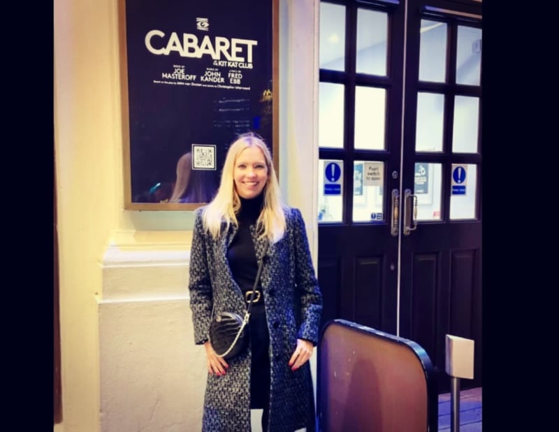 Patterned Coat Over Turtleneck for Theater With Fitted Top Patterned Coat Over Turtleneck for Theater With Fitted Top — Theater Outfits
