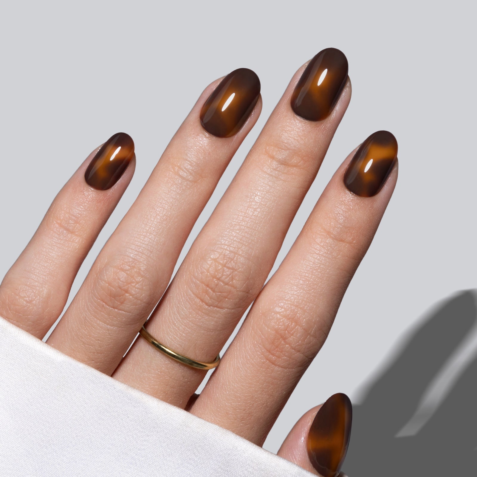 Short Oval Glossy Brown Tortoise Short Oval Glossy Brown Tortoise — Tortoise Nails