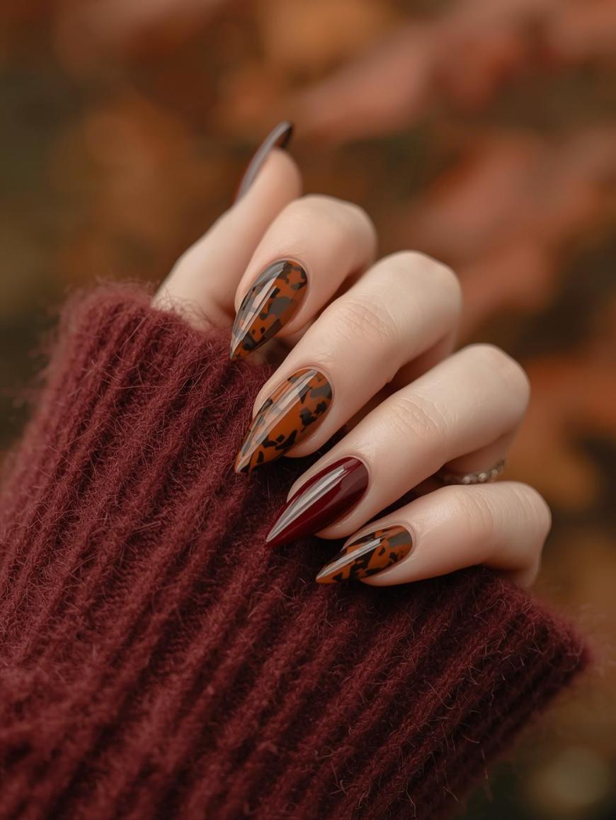 Long Stiletto Tortoiseshell Pattern Long Stiletto Tortoiseshell Pattern — Tortoise Shell Nails