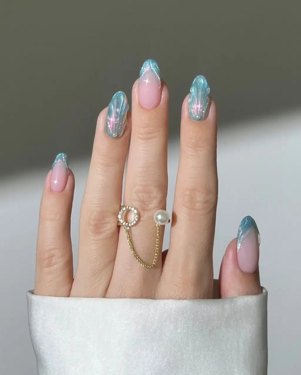 Medium Almond Pink Base Iridescent Tip Medium Almond Pink Base Iridescent Tip — Turquoise Nails