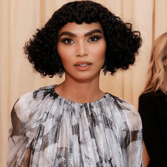 Air Dried Curly Bob With Full Bangs Air Dried Curly Bob With Full Bangs — Twist Bob