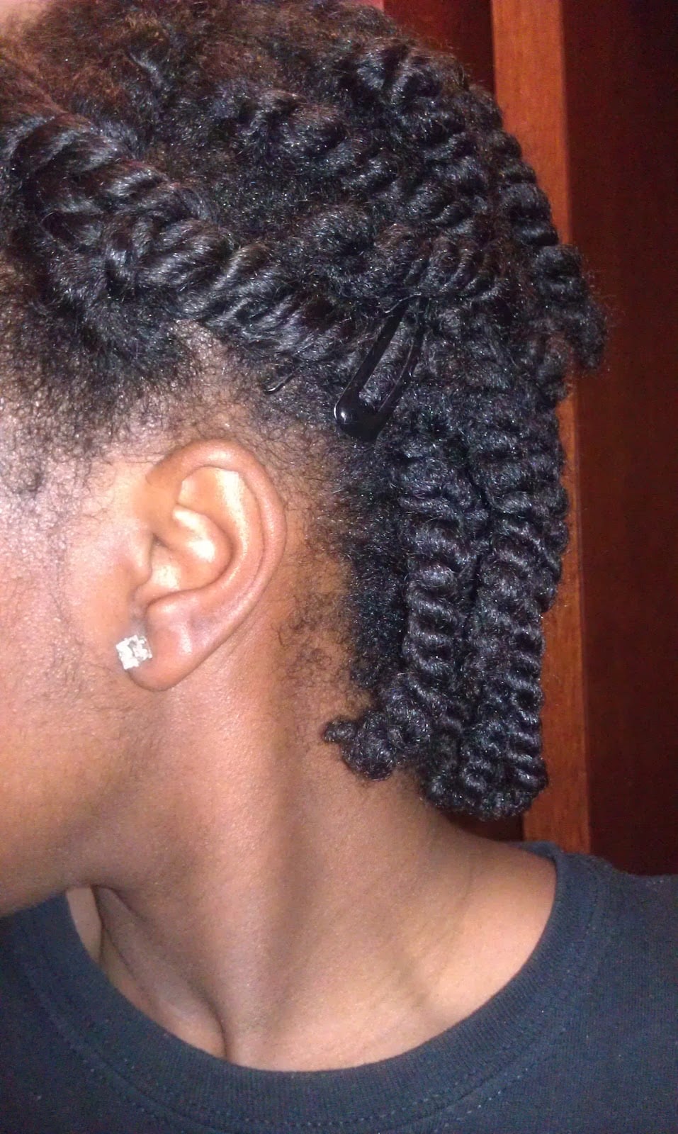 Collarbone Twists With Side Clip Collarbone Twists With Side Clip — Two Strand Twists