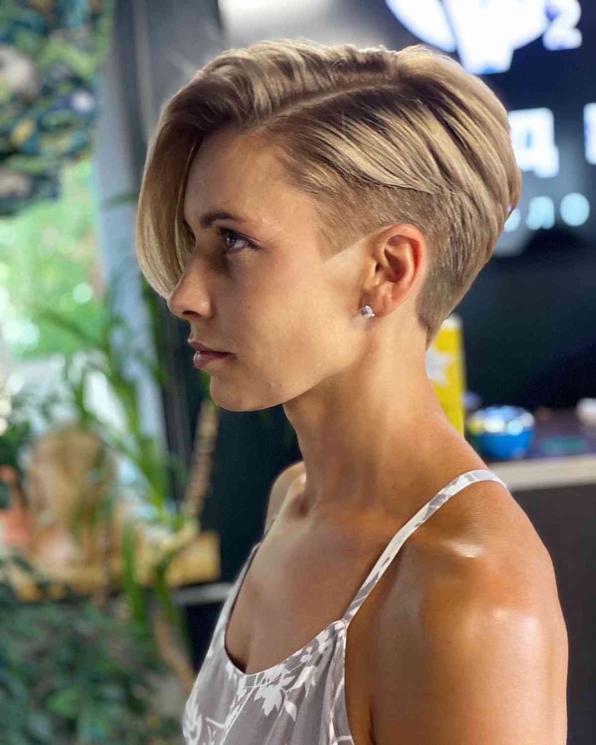 Ash Blonde Asymmetrical Undercut Bob — Undercut Hairstyles