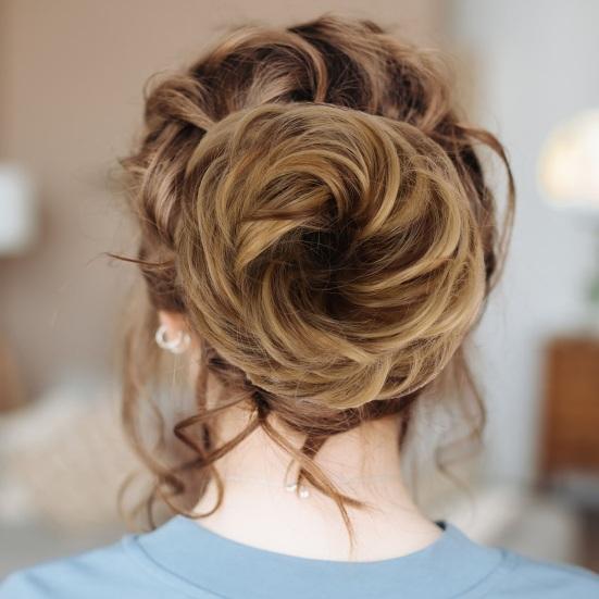 Blonde Messy Bun Updo With Creating A Voluminous And Casual Look Blonde Messy Bun Updo With Creating A Voluminous And Casual Look — Updo Wig