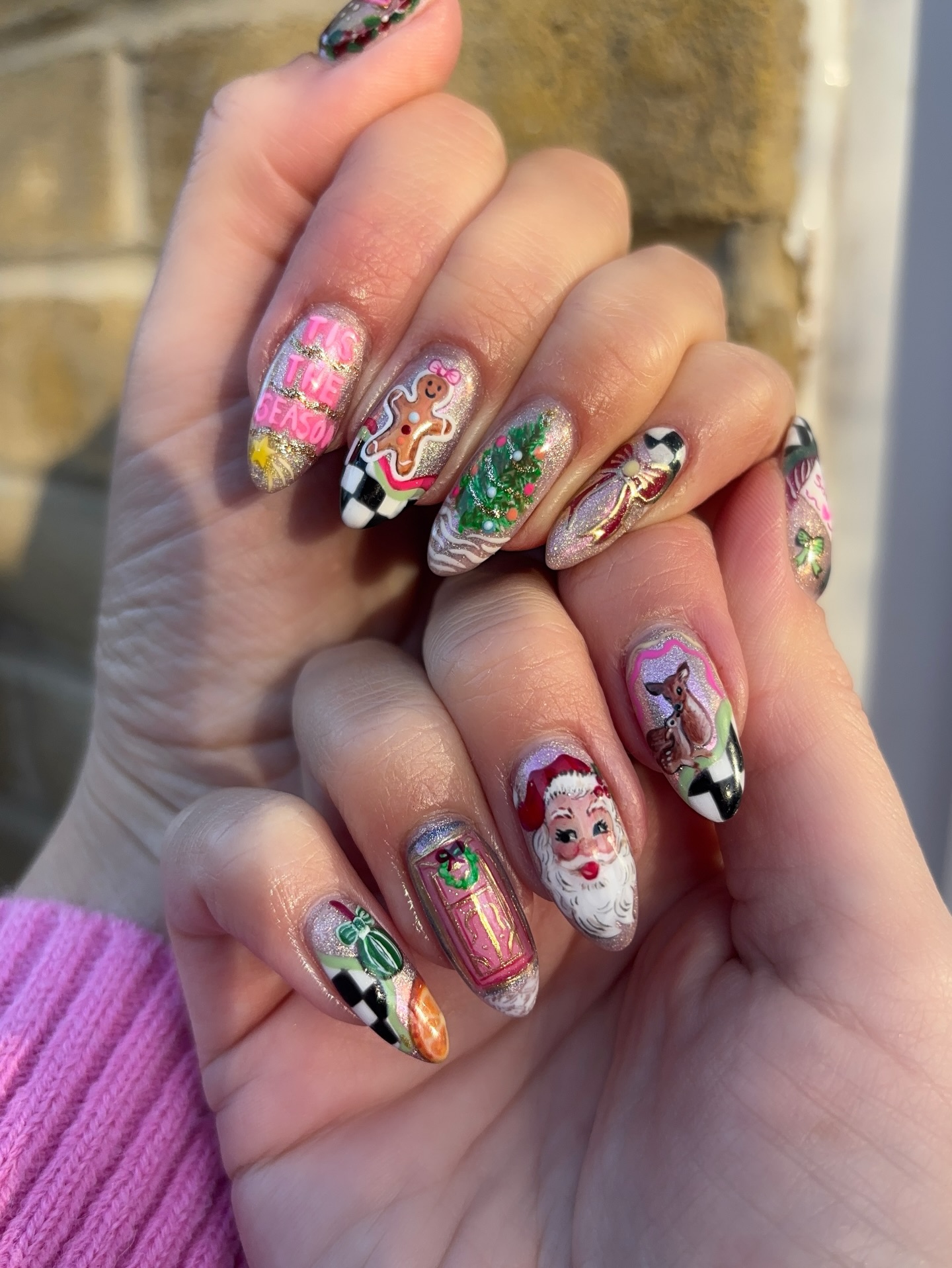 Vintage Christmas Characters Almond Nails