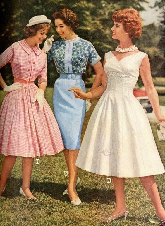 Gingham Fit-And-Flare Dress with White Collar — Vintage Style