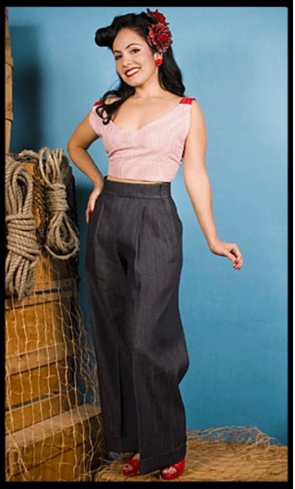 Striped Crop Top with High-Waisted Wide-Leg Pants — Vintage Style