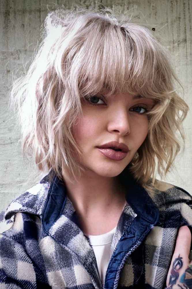 Chin Length Layered Bob Light Blonde — Wavy Haircuts