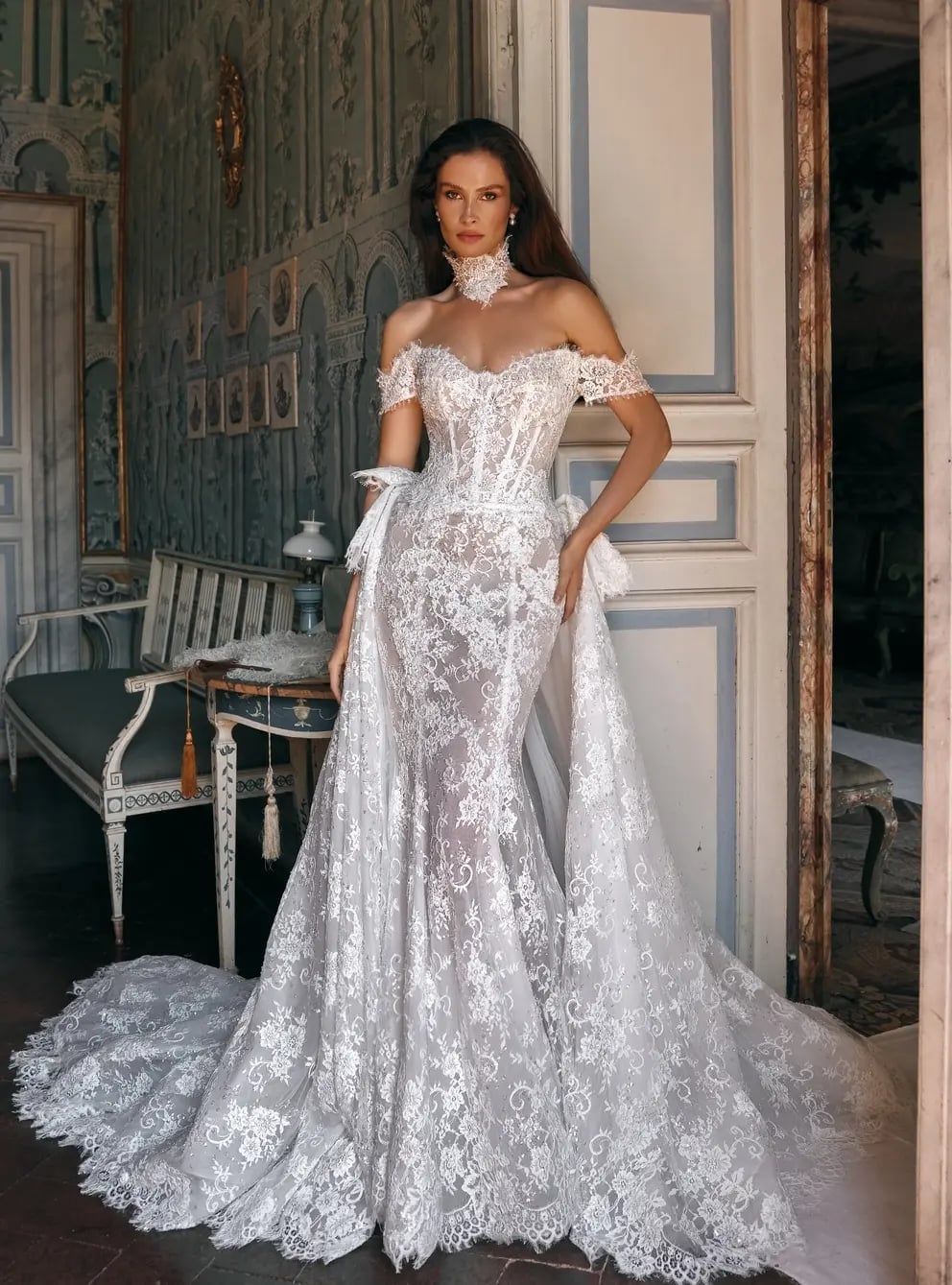 Ivory Mermaid Wedding Dress with All-Over Lace and Choker