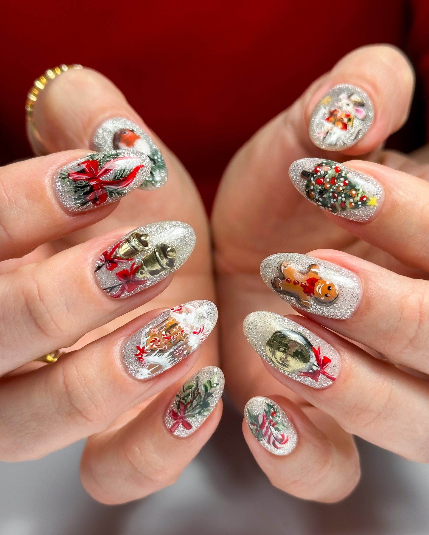 Whimsical Christmas Scene Oval Nails
