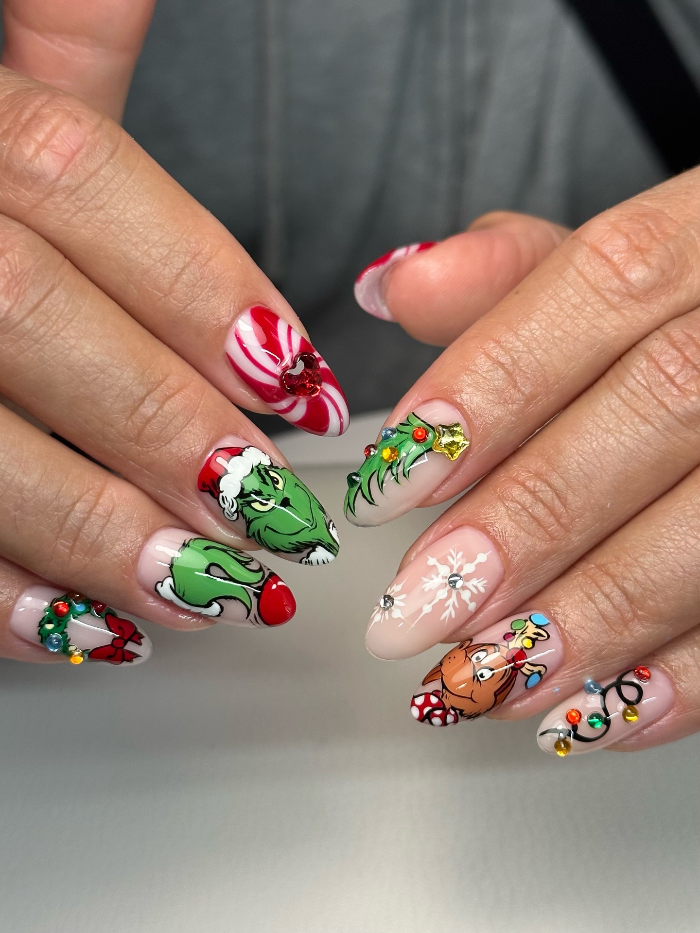 Whimsical Grinch Christmas Nail Art Designs