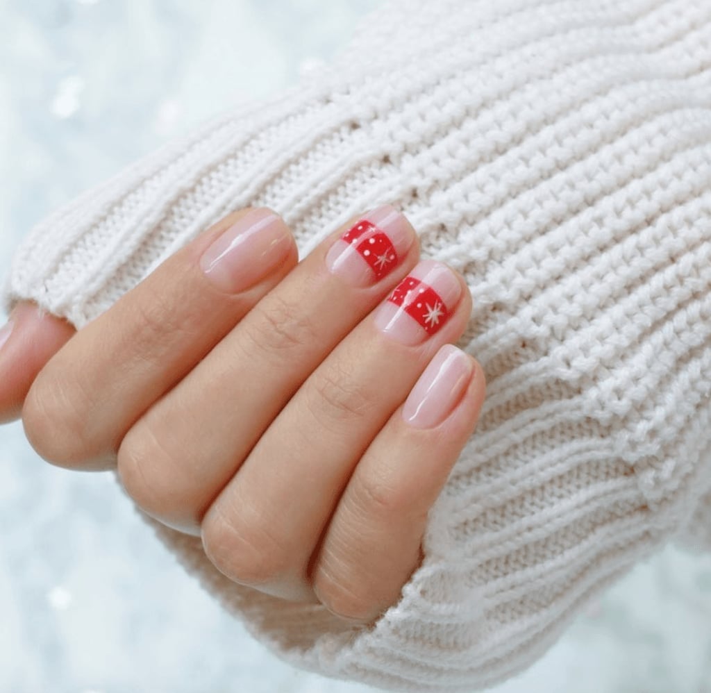 Short Square Nails With Red Band And White Snowflakes Short Square Nails With Red Band And White Snowflakes — White Christmas Nails