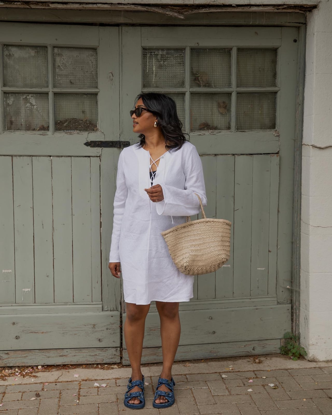 White Linen Tunic Dress With Lace-Up Neckline White Linen Tunic Dress With Lace-Up Neckline — White Dresses Outfit