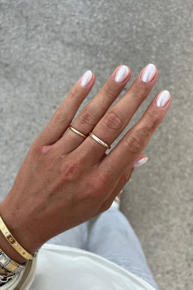 Long Almond White Chrome Pearl Nails Long Almond White Chrome Pearl Nails — White Nails