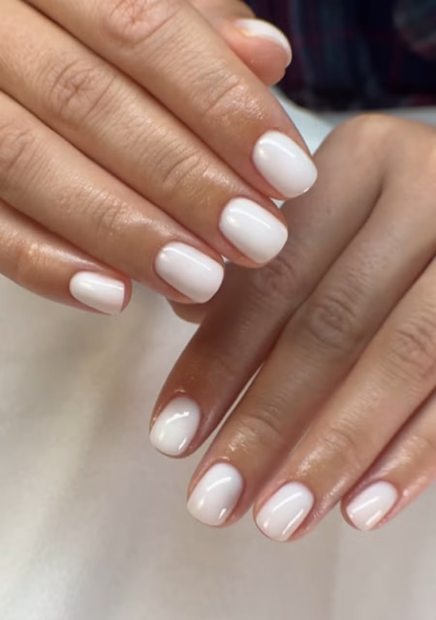 Short Oval Soft Milky White Glossy Short Oval Soft Milky White Glossy — White Nails